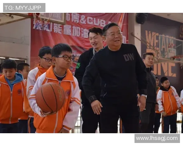 孙教授篮球教学法揭秘助力青少年全面提升运动技能与团队合作精神